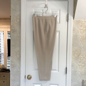 Ann Taylor Beige Front Zip Ankle Trousers. EUC